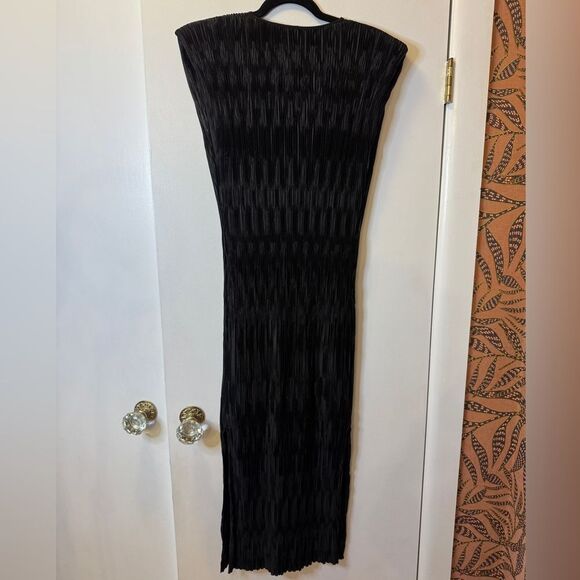 ANTHROPOLOGIE Ruched V-Neck Midi Dress Black Women’s Size Medium - Picture 5 of 8